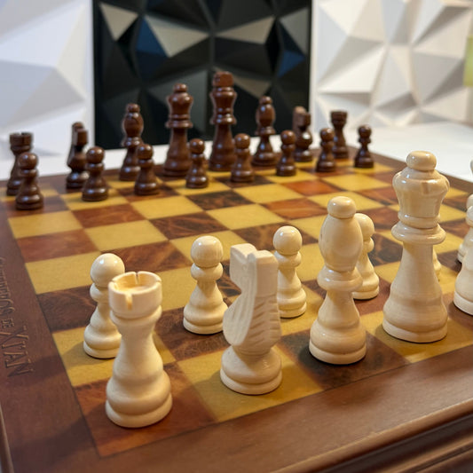 Peces d'Escacs de Fusta